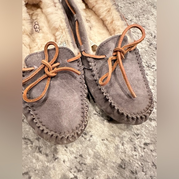 Ugg Dakota slippers Loafers 7 - Picture 4 of 6